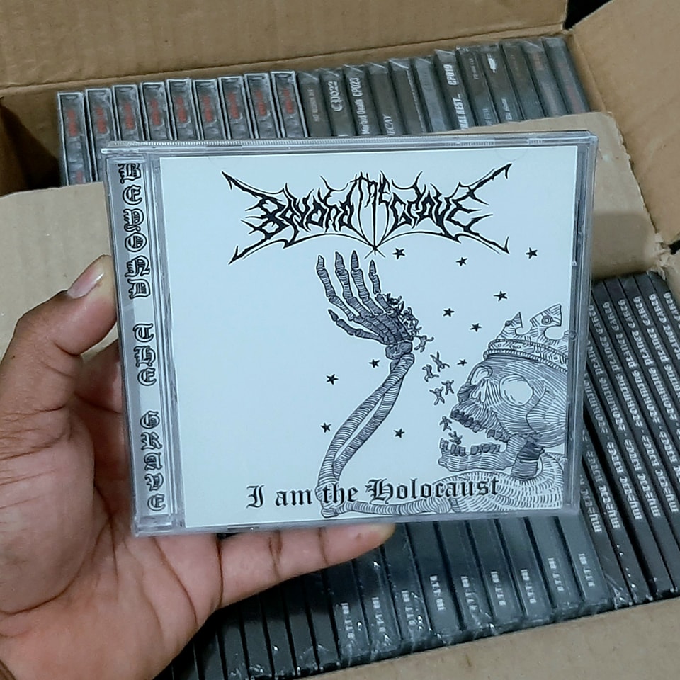 BEYOND THE GRAVE- I am the Holocaust [CD]