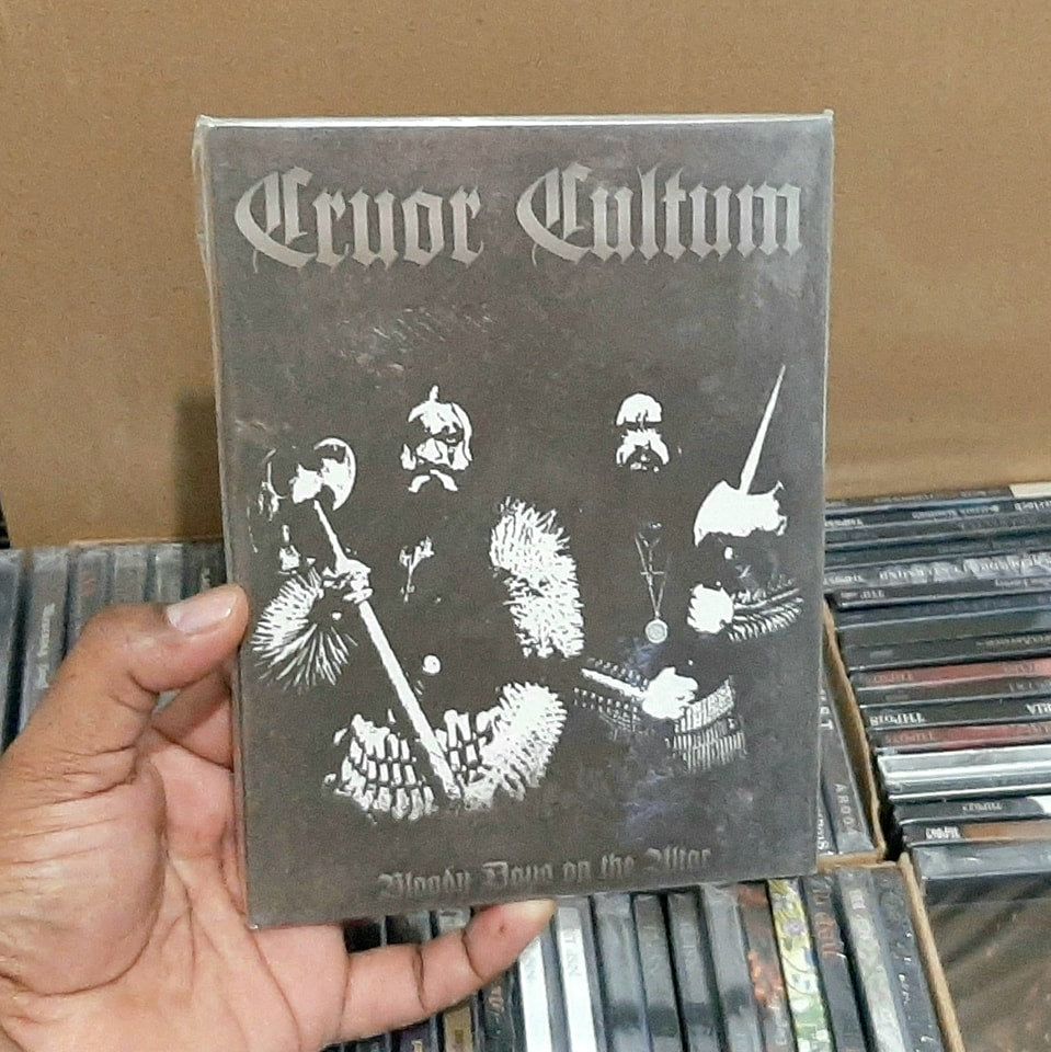 CRUOR CULTUM - Blood days on the altar [A5 DIGI CD]