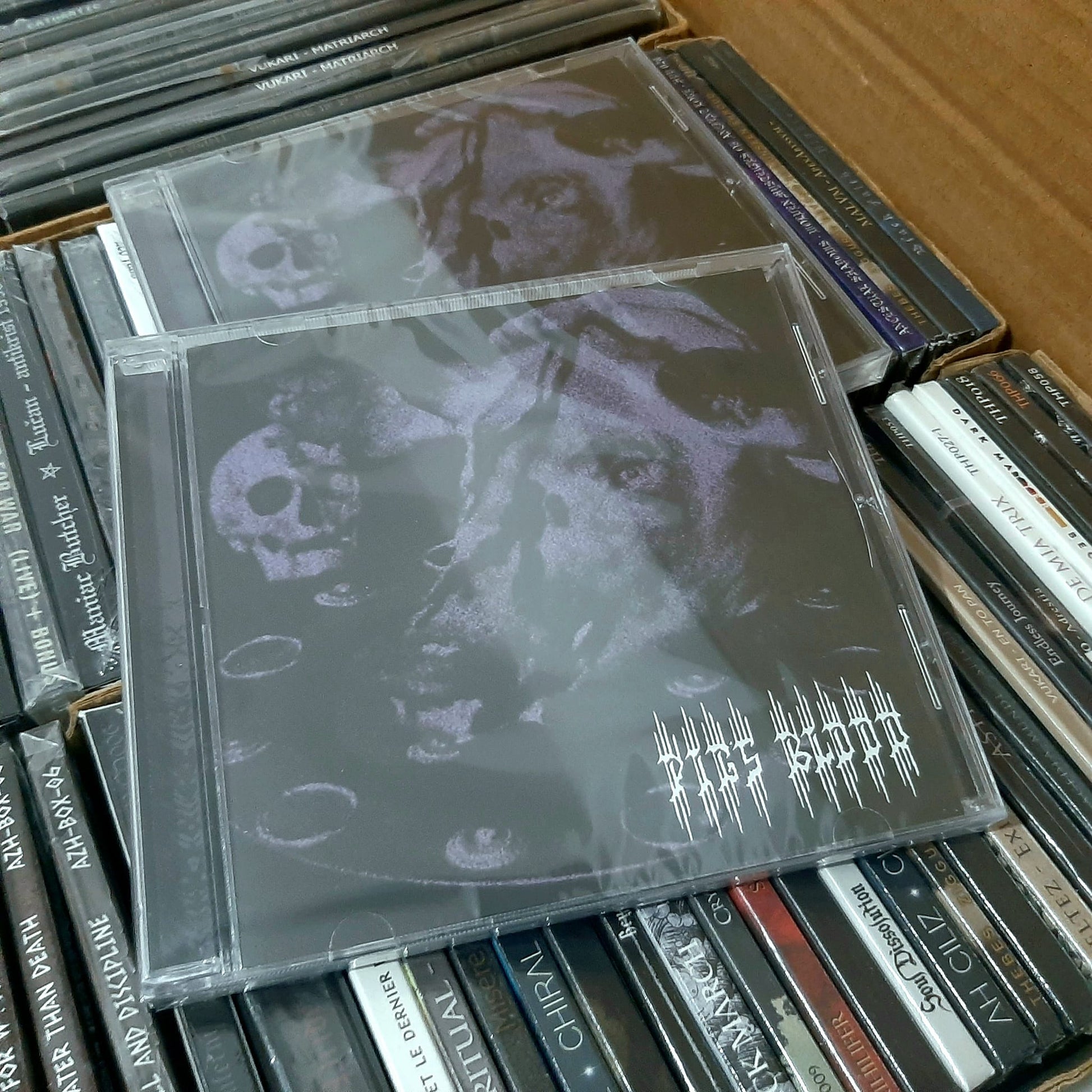 PIG'S BLOOD - Command More Blood [CD]